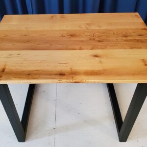 Maple 42” Table